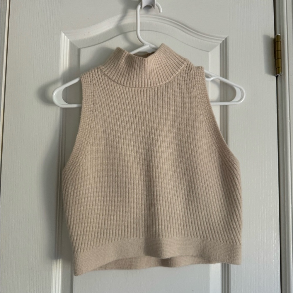 Zara light pink crop